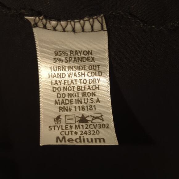 BLEU Medium Black White Floral Print Asymmetrical Hem Stretch Top Made in USA - Picture 5 of 7